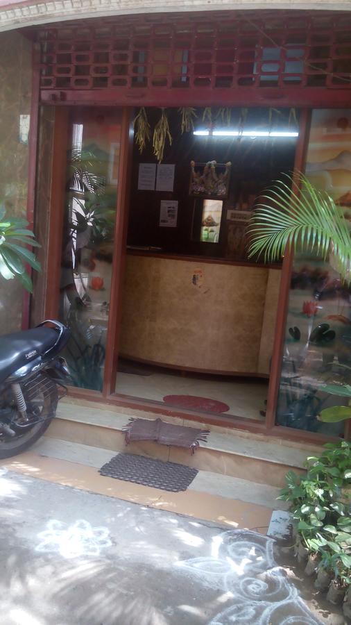 Rising Sun Hotel Chennai Exterior foto